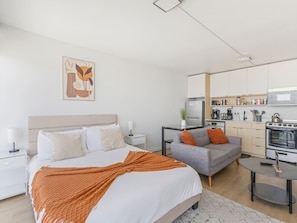 1 chambre, fer et planche à repasser, Wi-Fi, draps fournis