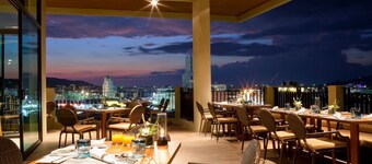 Villa Noon - One Bedroom Resort, Sleeps 3