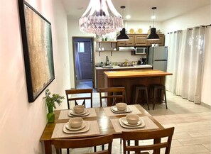 Dining room - New and modern apartment Belice (Belize City)