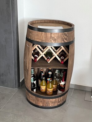 Casa básica, 3 quartos, para não fumantes, vista para o jardim | Minibar