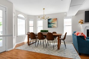 Appartement, Meerdere bedden, niet-roken, terras | Dineerruimte