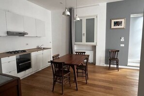 Dining - Pisu Apartments (appart.Orsolina)  (Quartucciu)