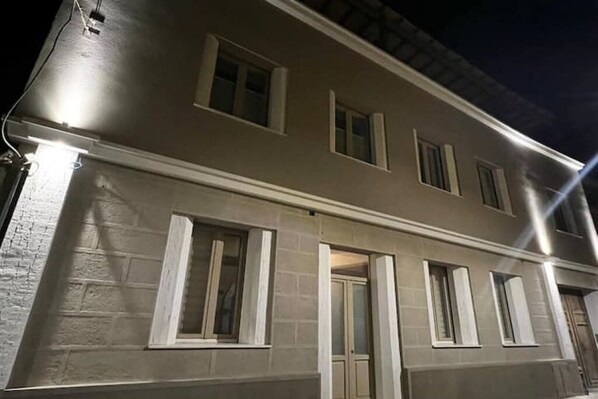 Exterior detail - Pisu Apartments (appart.Orsolina)  (Quartucciu)