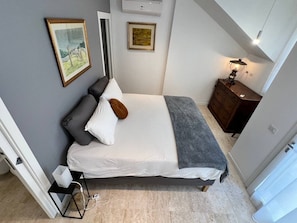 1 camera, Wi-Fi, lenzuola