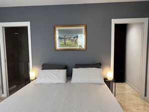 1 bedroom, WiFi, bed sheets - Pisu Apartments (appart.Luigino)  (Quartucciu)