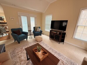 スマートテレビ、暖炉