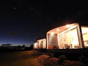 Exterior - The Nest- Luxury Pod w King bed + private spa (Point Lonsdale)