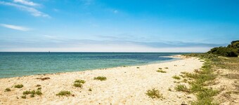 The Esplanade Beach front, Luxury, Sleeps 8