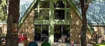 Charming Aframe 4-bedroom Ranch house with AC and WiFi in wonderful Roanoke