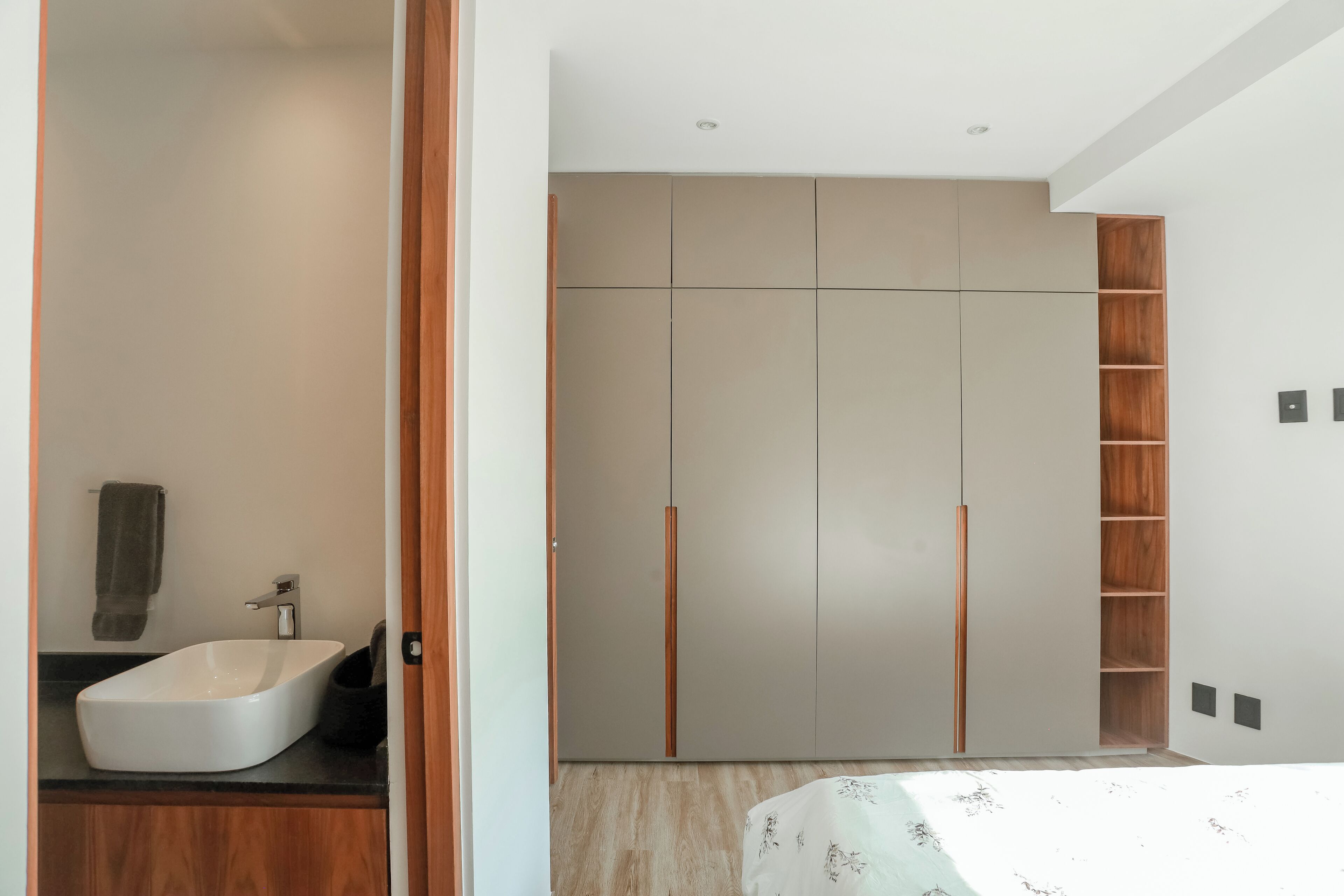 Departamento Confort, 2 habitaciones, balcón | Baño