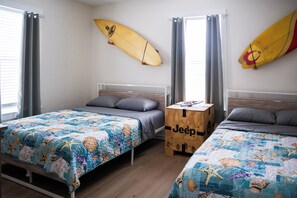 2 chambres, fer et planche à repasser, Wi-Fi gratuit, draps fournis