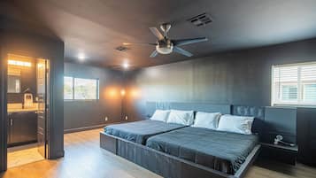 4 phòng ngủ, bàn ủi/dụng cụ ủi quần áo