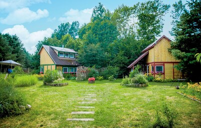 Awesome home in Zur with sauna