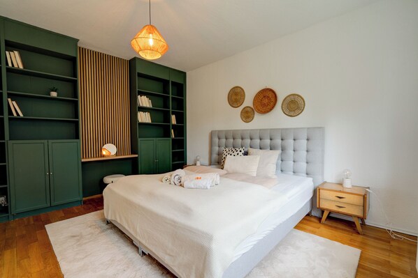 2 bedrooms, WiFi, bed sheets