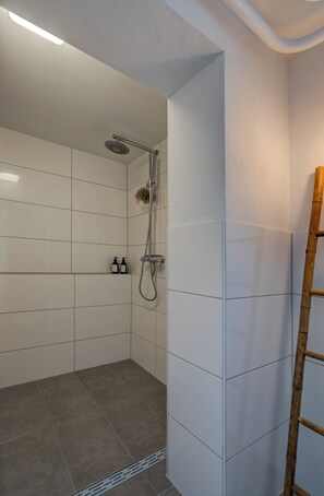 Hair dryer, towels - Grimmwelt - Apartment at the Bergpark (Kassel)