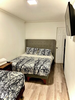 Habitación Confort doble, dormitorio mixto, no fumadores, baño privado | Wifi gratis