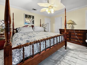 3 soveværelser, skrivebord, Wi-Fi, sengetøj