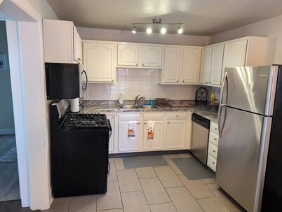 Charming 2-bedroom bungalow in South Bend, home of the Fighting Irish! 