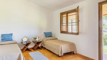 1 Schlafzimmer, Reisekinderbett, WLAN, Bettwäsche