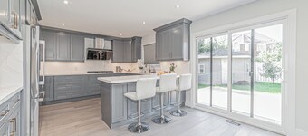 5 cozy bedrooms include 7 bed near Heartland Plaza and Outlet Malls