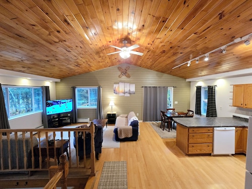 Valley Home with Game Room, Walking Distance to Narrow Gauge Trails & Restaurant