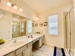 Hair dryer, towels