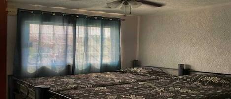 2 chambres, literie fournie