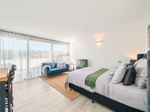 Desk, iron/ironing board, travel crib, WiFi