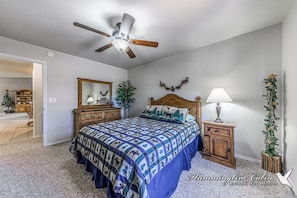 4 chambres, bureau, Wi-Fi gratuit, draps fournis