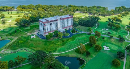 Vista Condo 2BR/2BA on Shangri-La Heritage Course