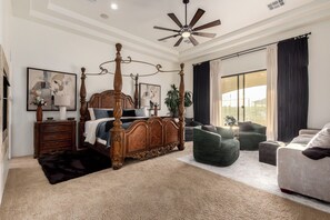 5 bedrooms, desk, iron/ironing board, free WiFi - The Grand Oasis – Resort-Style Retreat w/ Sauna, Cold Plunge, Mini Golf & Volleyball (Goodyear)