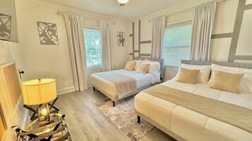 3 bedrooms, iron/ironing board, travel crib, WiFi (free)
