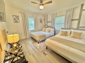 3 soverom, strykejern/-brett, reiseseng for barn og wi-fi (inkludert)