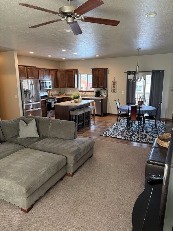 Smart-tv, pejs, bøger