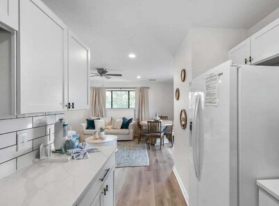 Close To Beach! Pet Friendly! Free Seasonal Activities! Cross Creek 64 # 28D!