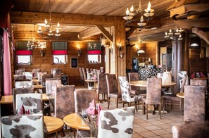 Dining - Ski aux pieds | Endroit privilégié + piscine (Belle Plagne)