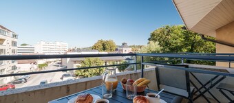 Studio au calme | En bordure du Parc des Bains