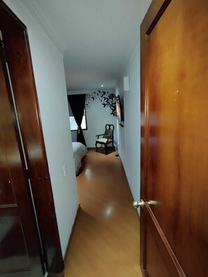 Deluxe Double Room, Mountain View | Bathroom