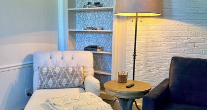 Charming 2-bedroom guesthouse in Connelly Springs