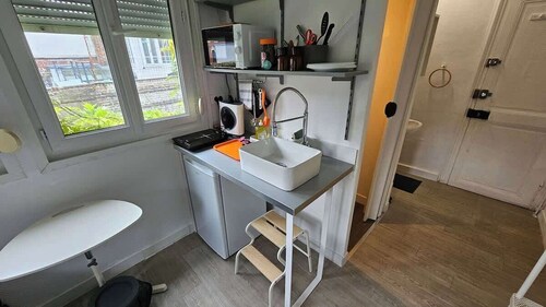Les Glycines - studio 9m2 cosy et reposant 1p