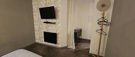 1 Schlafzimmer, Reisekinderbett, WLAN, Bettwäsche