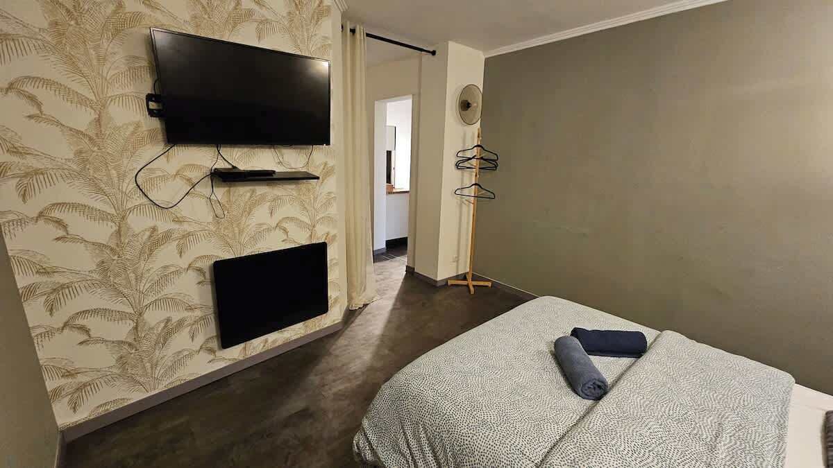 1 bedroom, travel crib, WiFi, bed sheets