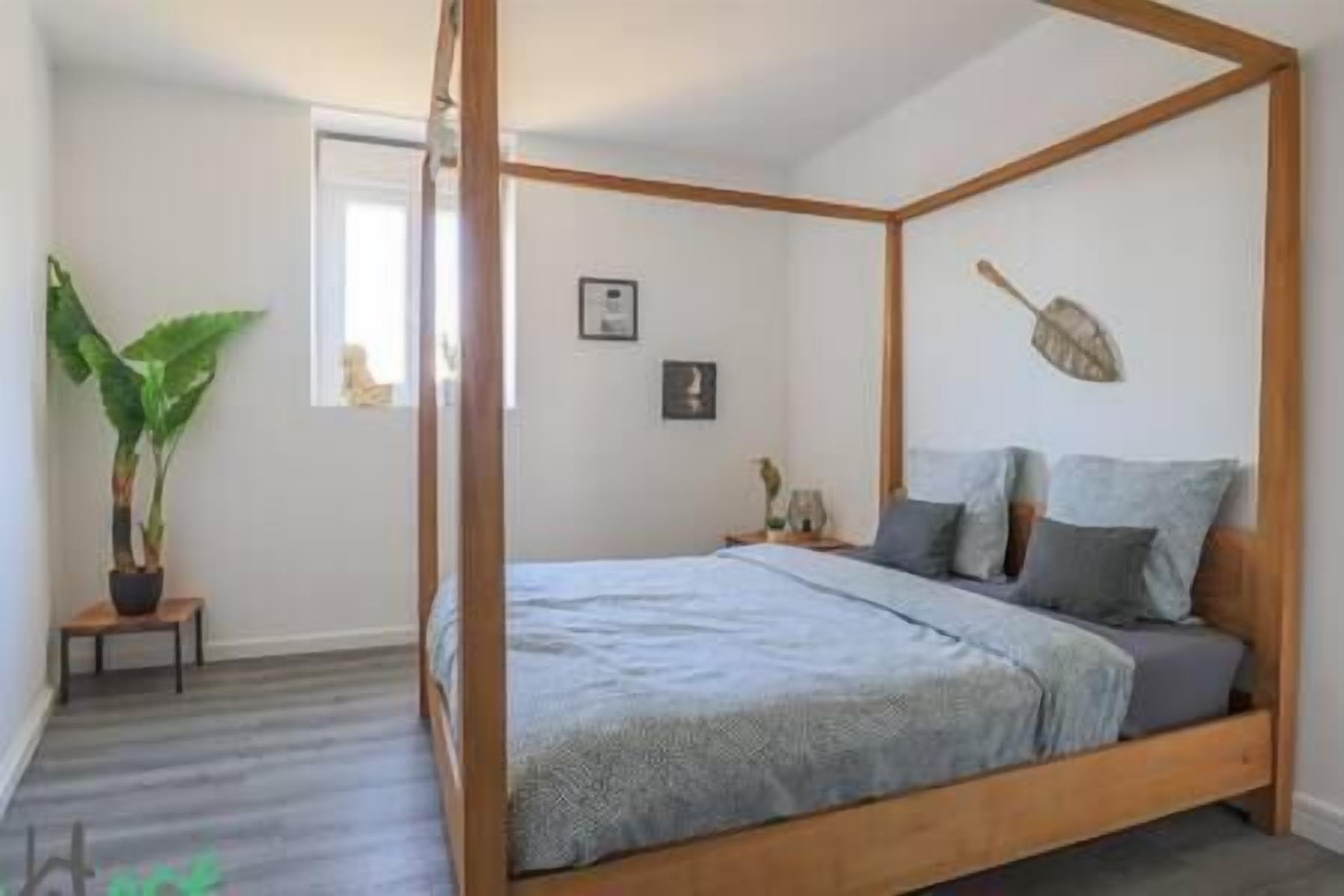 1 chambre, lit parapluie, Wi-Fi, draps fournis
