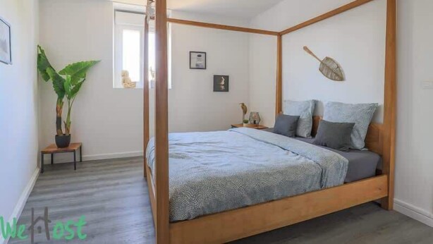 1 室のベッドルーム、WiFi、ベッドシーツ