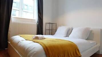 2 slaapkamers, reisbedje, wifi, beddengoed