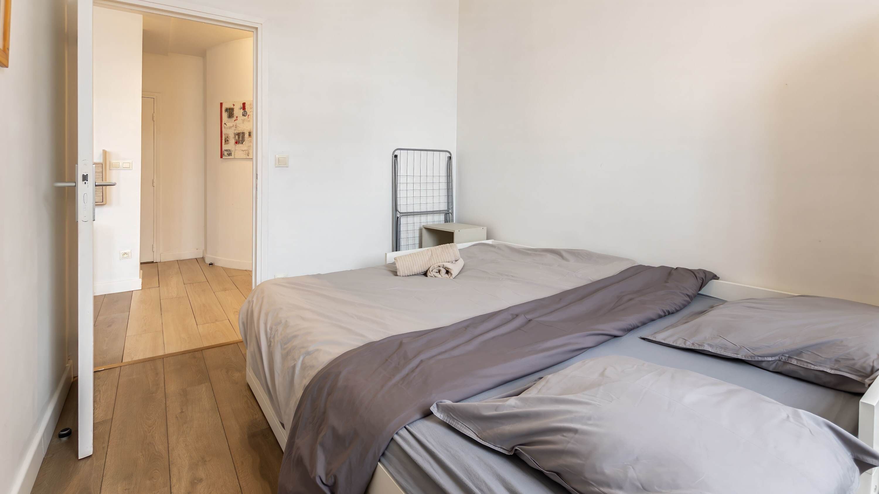 2 bedrooms, WiFi, bed sheets