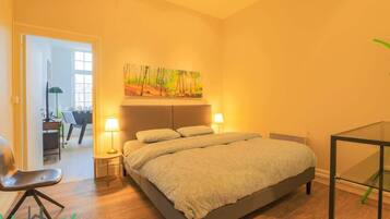 4 多间卧室、熨斗/熨衣板、旅行婴儿床、WiFi