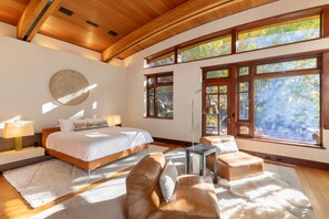 4 bedrooms, desk, iron/ironing board, travel cot - Stunning Hillside Home | Unparalleled Canyon Views, Gym, Hot Tub (Telluride)