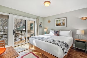 1 bedroom, WiFi (free), bed sheets - Sun & Hike -Balcony Stays Mountain condo w/ River Views from Balcony (Telluride)