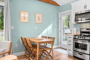 Dining - Bright Cape Cod Cottage, Half Mile to Beach (East Sandwich)